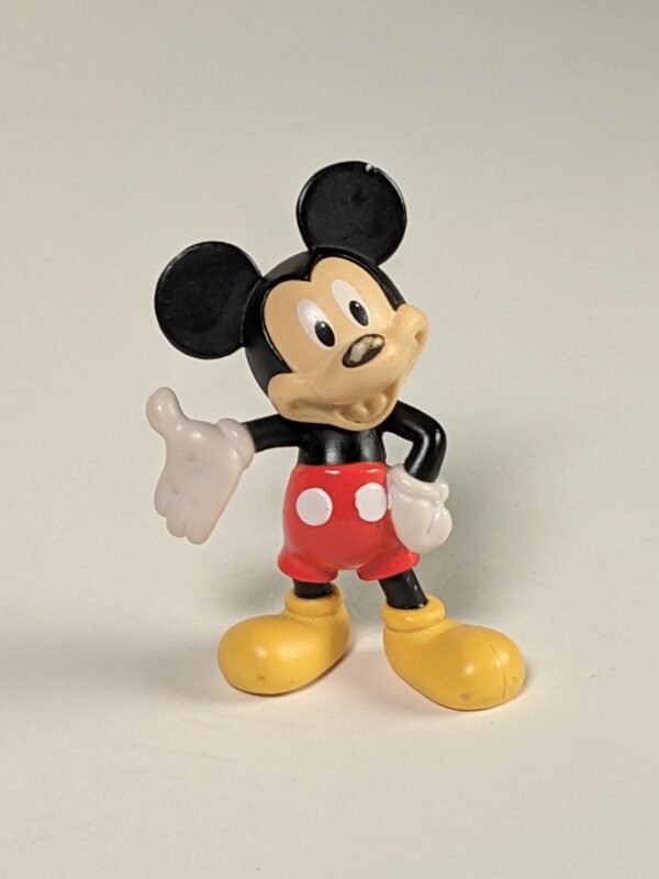 Photo of a small Mickey Mouse statuette.